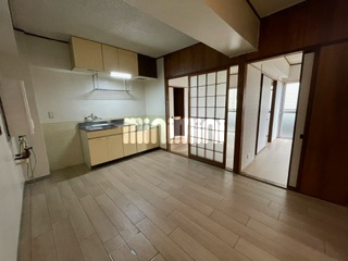 居室・リビング　６帖のＤＫ