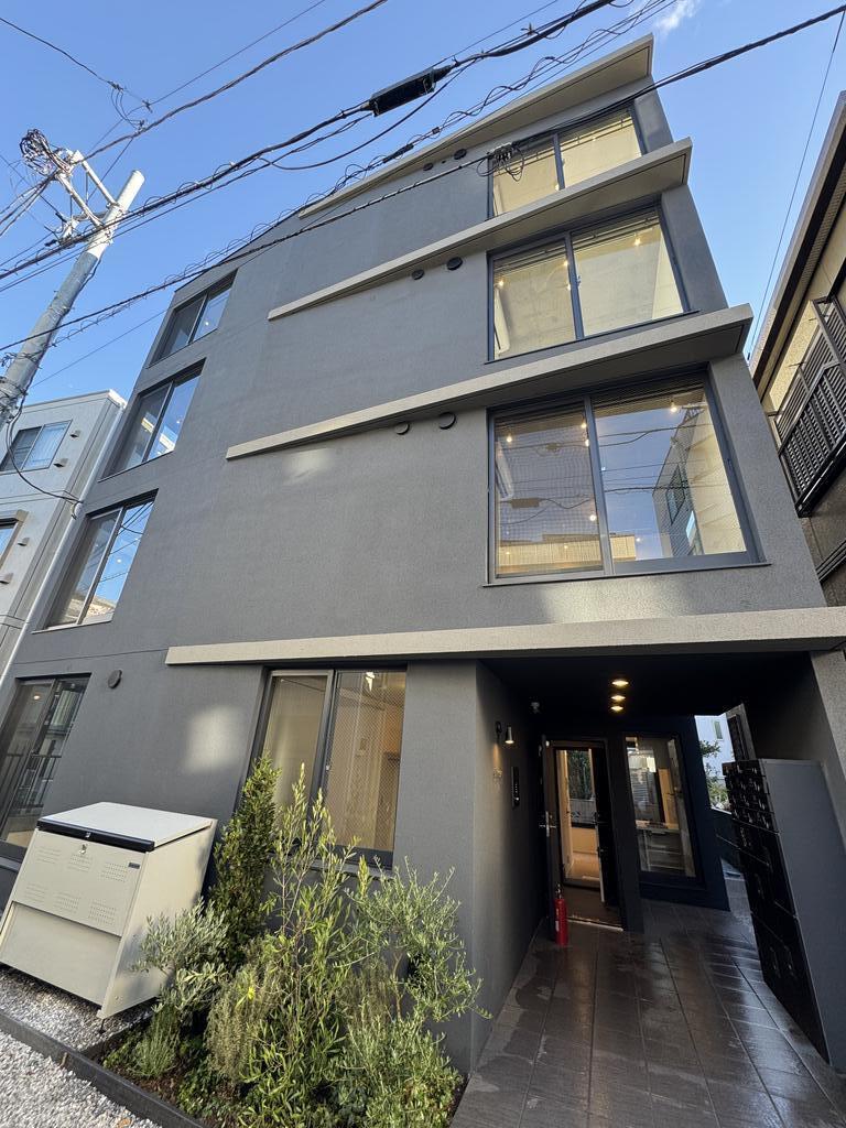 建物外観　スタイリッシュな外観