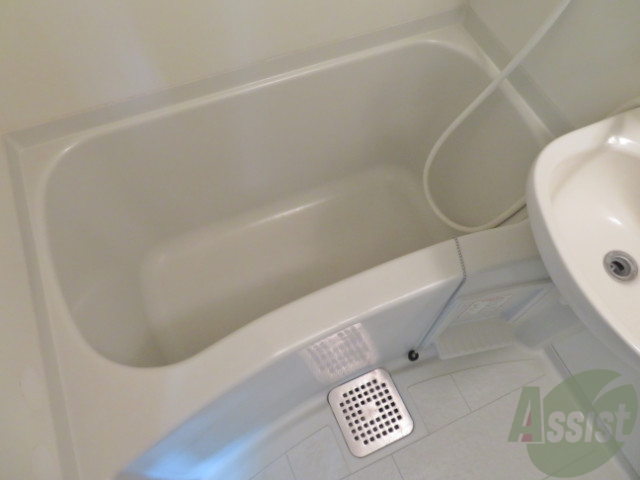 バス・シャワールーム　疲れた時はゆっくり湯船につかってみてはいかがでしょうか。