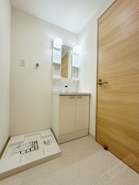 洗面設備　シャンプードレッサー付き・朝シャンもこちらで♪♪