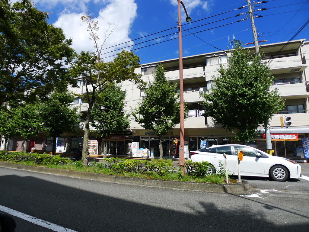 【京都市左京区松ケ崎堂ノ上町のマンションのホームセンター】