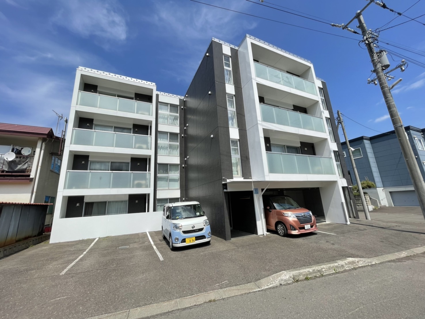 札幌市手稲区富丘一条のマンションの建物外観