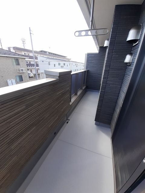 【郡山市田村町金屋のアパートのバルコニー】