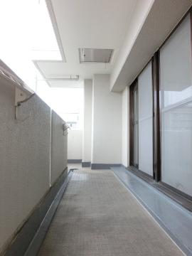 ボンメゾンフタバ　バルコニー　ベランダ