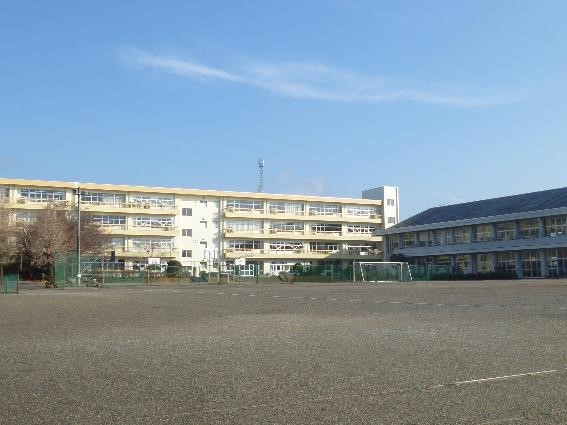 中学校　鹿沼市立北中学校（中学校）まで1290m