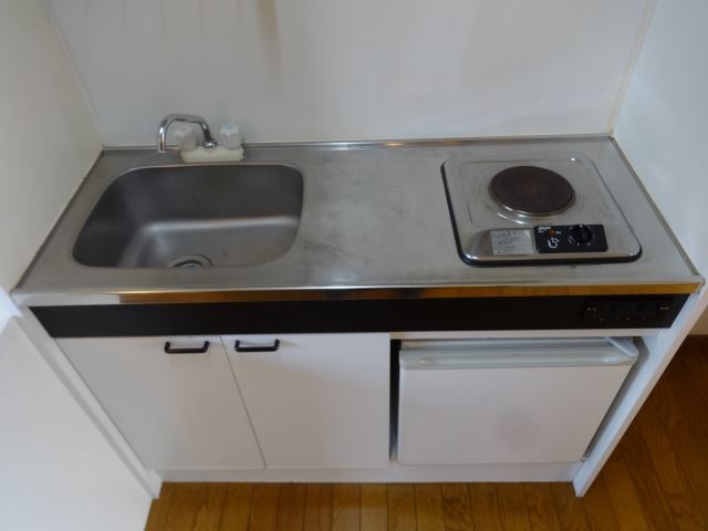 キッチン　ミニ冷蔵庫もあります。