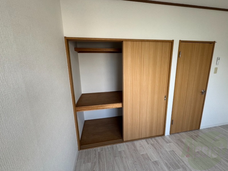 収納　こちらは収納です。物をしまう事ができますね！