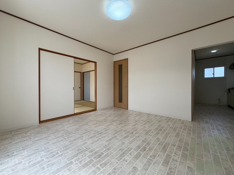 居室・リビング　広くてキレイなお部屋が広がっていて、充実した生活が送れそう。