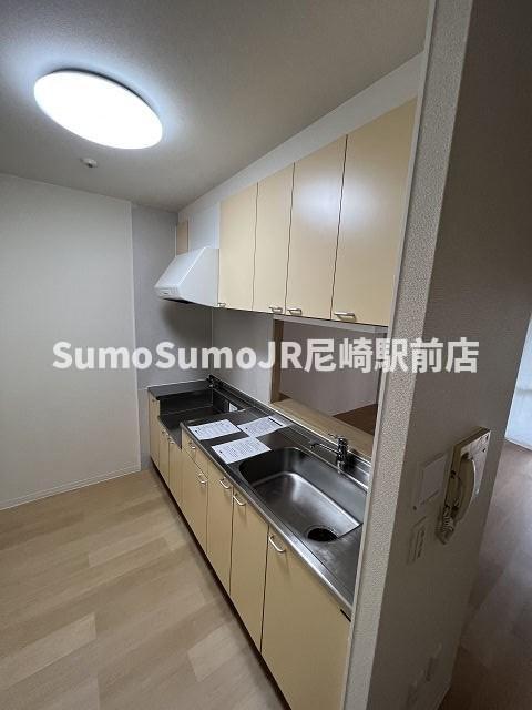 キッチン　キッチンでお料理をお楽しみください