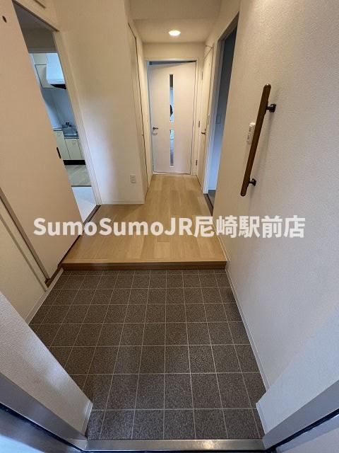 玄関　シンプルで使いやすい玄関です