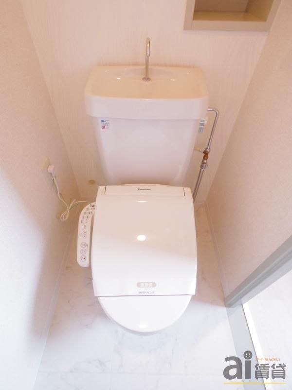 トイレ　※同仕様写真