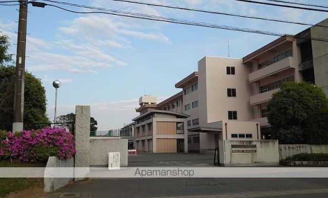 高校・高専　茨城県立土浦第一高等学校（高校・高専）まで817m