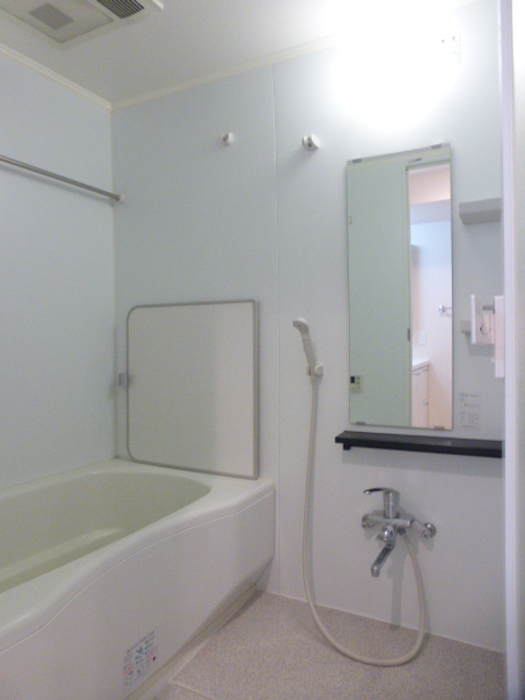 バス・シャワールーム　バス