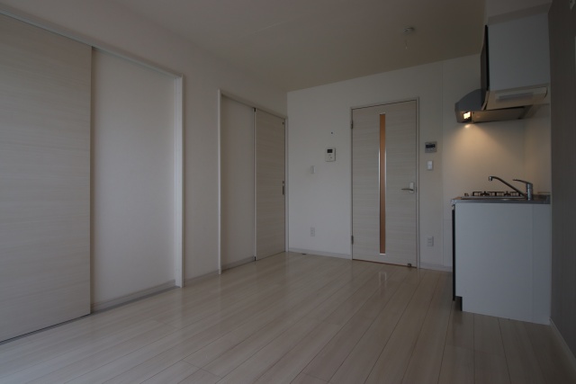 居室・リビング　※別室の参考写真の為、現況優先です。