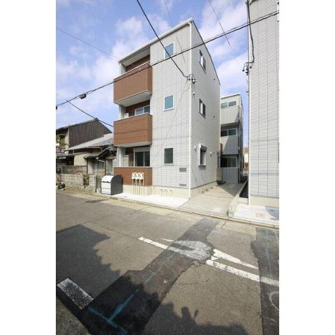 建物外観　外観写真（昼）