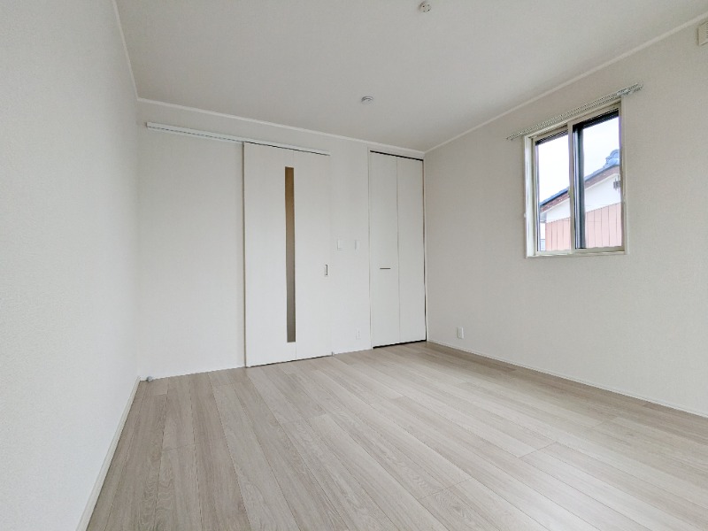 居室・リビング　図面と現状に相違がある場合には現状を優先