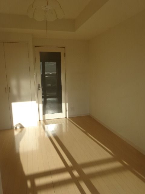 その他部屋・スペース　★明るい洋室★