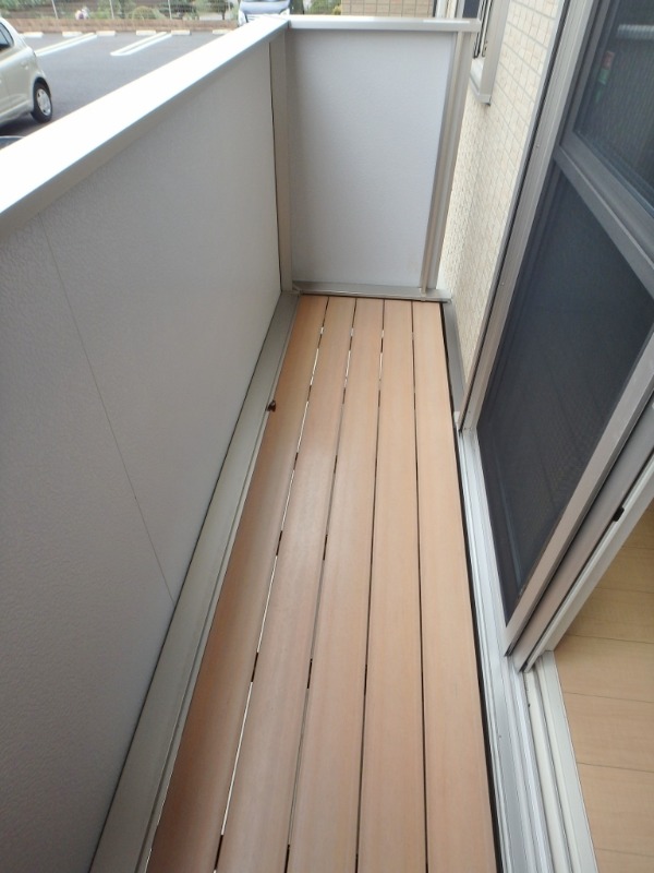 バルコニー　図面と現状に相違がある場合には現状を優先