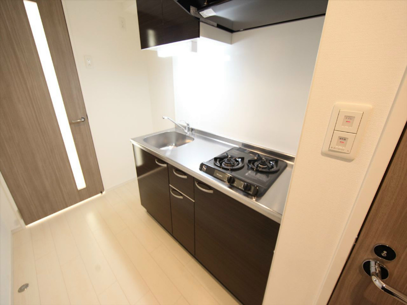 キッチン　システムキッチン（ガス2口コンロ付）