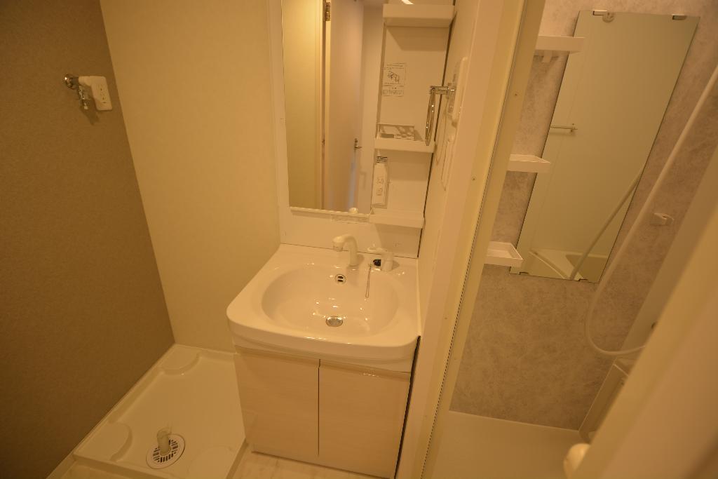 洗面設備　洗髪洗面化粧台