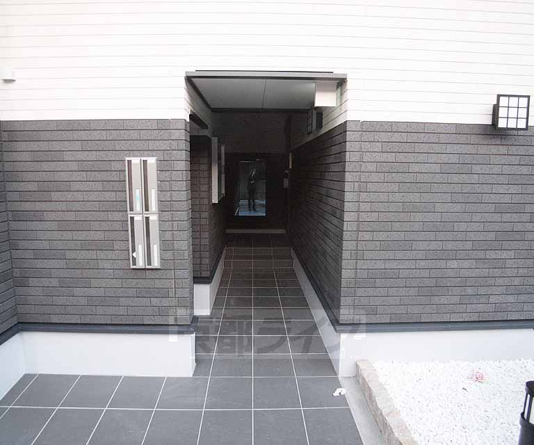 エントランス　建物入り口です。
