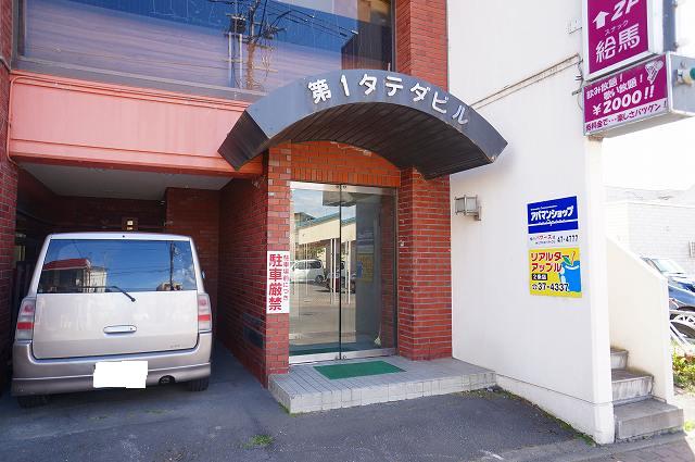 エントランス　エントランス