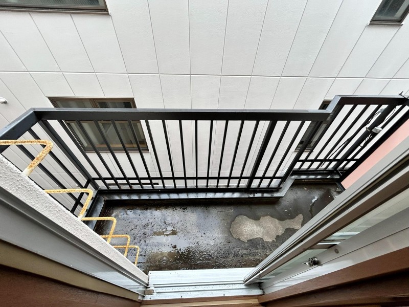 バルコニー　バルコニー