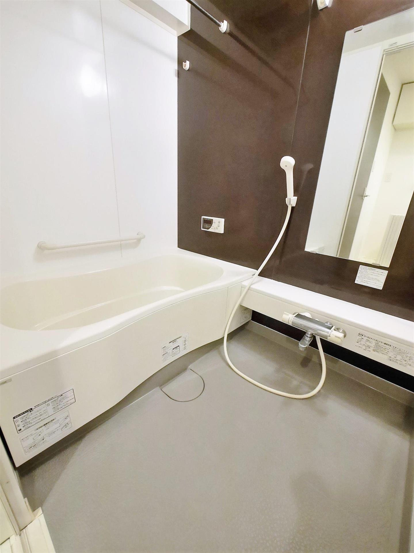 バス・シャワールーム