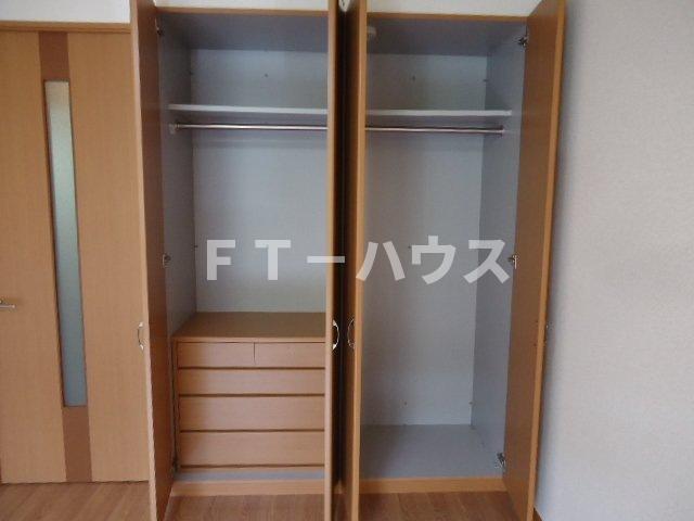 収納　クローゼット