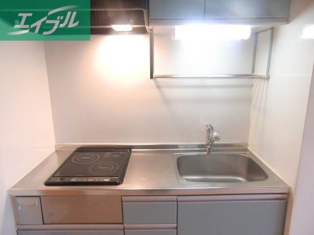 キッチン　２口コンロ付き