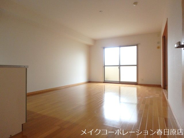 居室・リビング　写真は同型タイプ