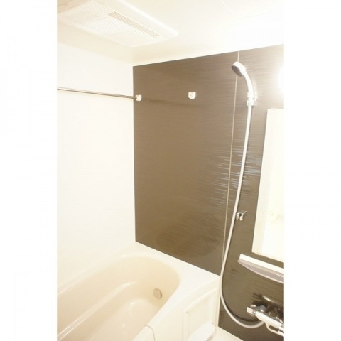 バス・シャワールーム　別部屋参考画像