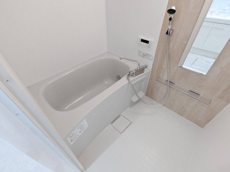 バス・シャワールーム　図面と現状に相違がある場合には現状を優先