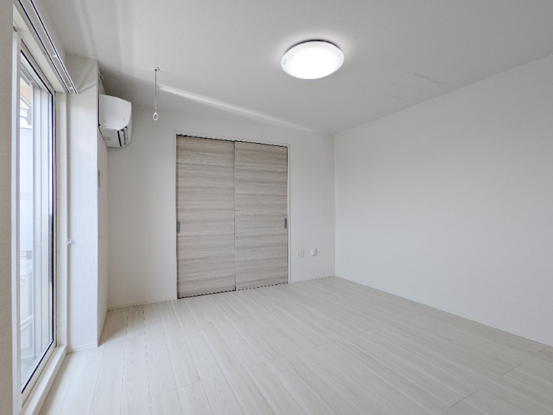 居室・リビング　図面と現状に相違がある場合には現状を優先