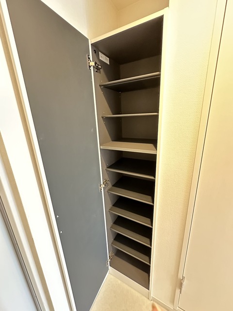 玄関　同施工会社参考写真です