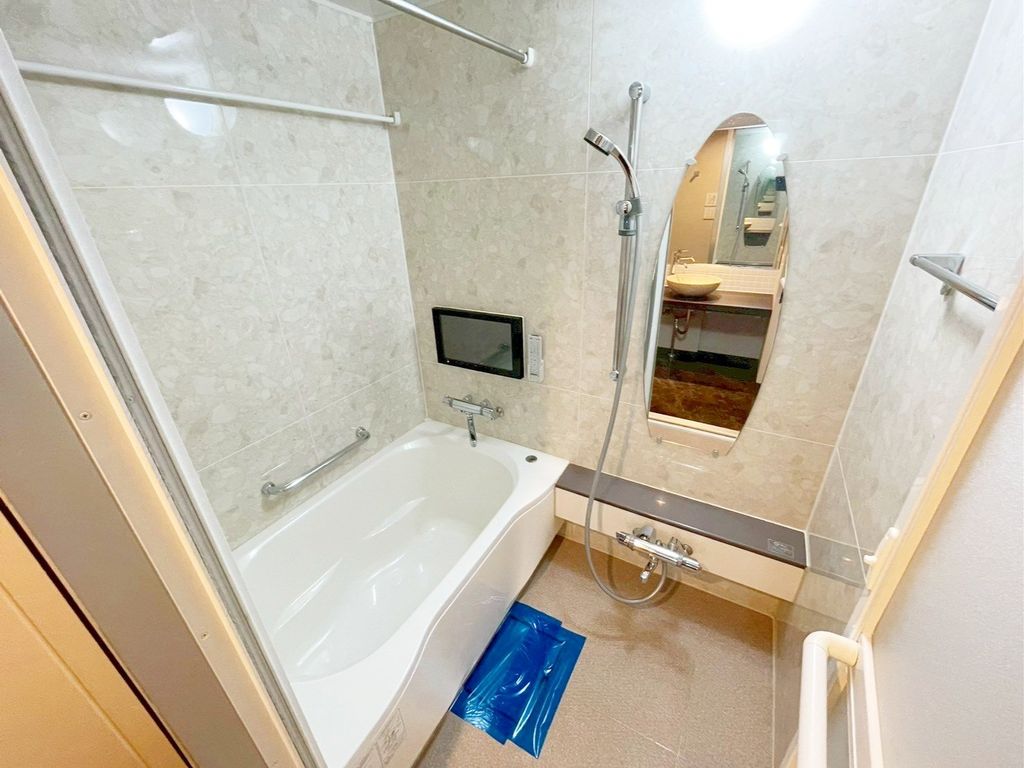 バス・シャワールーム　バス