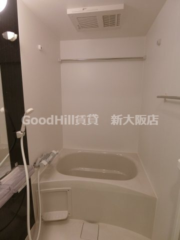 バス・シャワールーム　セレニテ三国プリエ