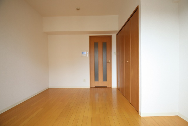 居室・リビング　※別室の参考写真の為、現況優先です。