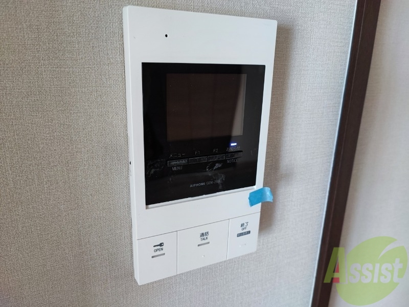 セキュリティ　ＴＶモニター付インターホンです。来客者の顔が見えるので安心！