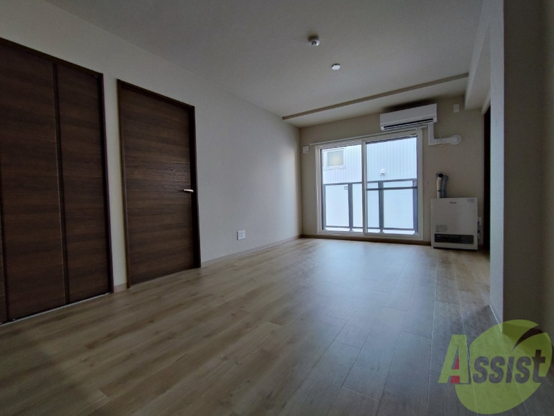 居室・リビング　広くてきれいなリビングです！快適に過ごせそうですね。