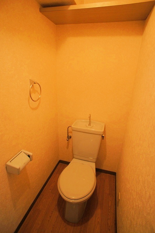 トイレ　別号室