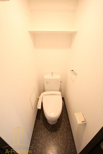 トイレ　LAV心斎橋WEST