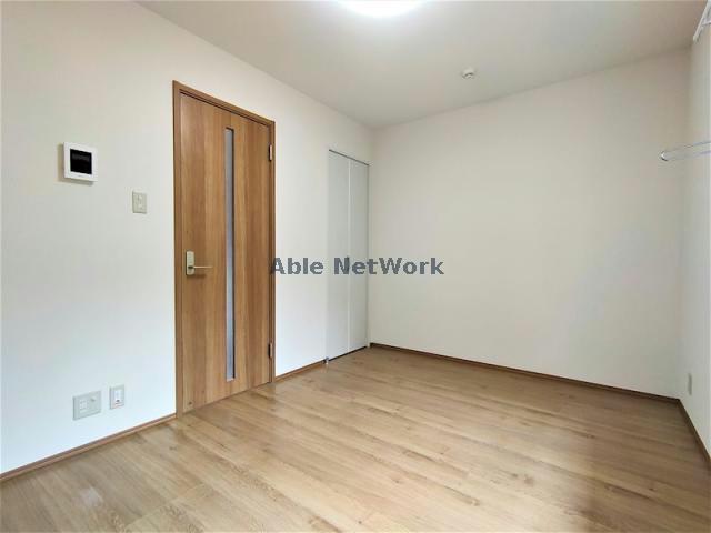 居室・リビング　6帖