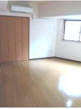 その他部屋・スペース　開放的な寝室です