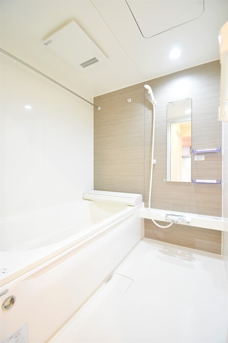 バス・シャワールーム　１坪風呂