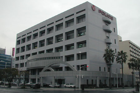 警察署・交番　山口県警察本部（警察署・交番）まで1649m