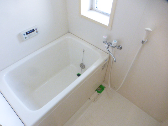 バス・シャワールーム　給湯式　バスルーム