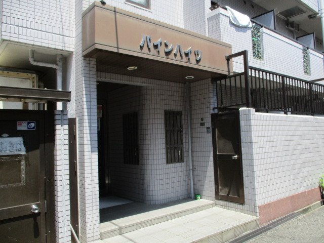 エントランス　きれいなエントランスです