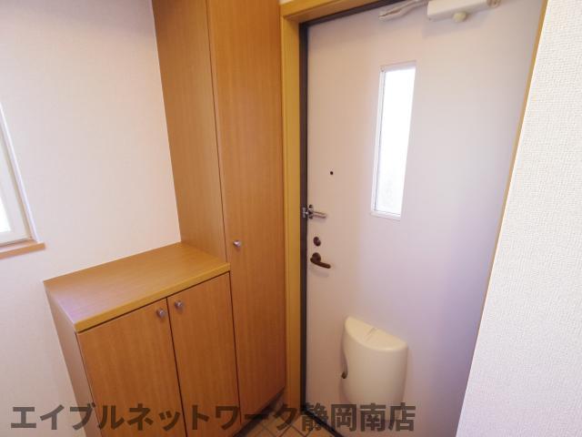 玄関　ゆったりとした玄関です