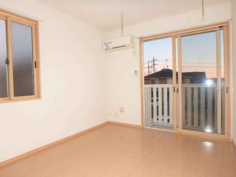 居室・リビング　図面と現状に相違がある場合には現状を優先